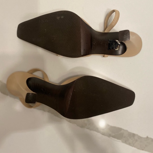 Louis Vuitton Heels - Picture 5 of 6